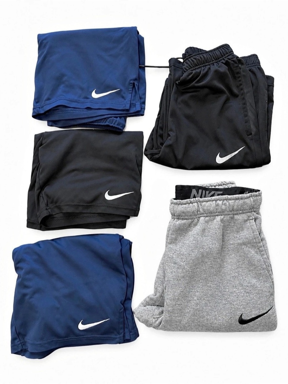 Nike Men’s Size Small Shorts and Sweatpants Bundle